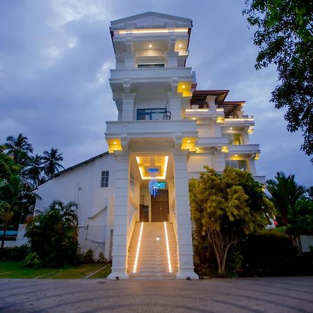 Euro Star Hotel Katunayaka Exterior foto